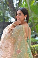 Ayesha Khan Photos